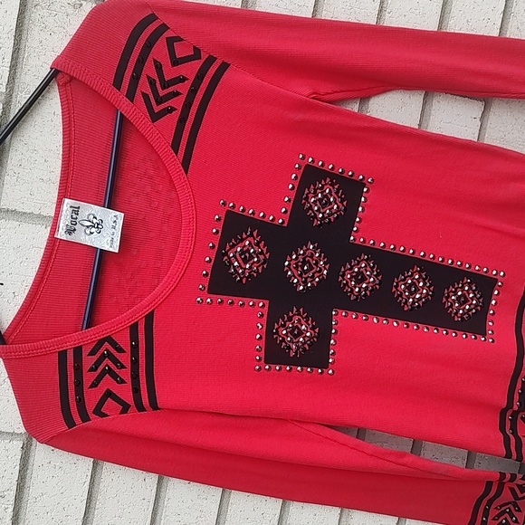 Red & Black Top - Picture 5 of 10